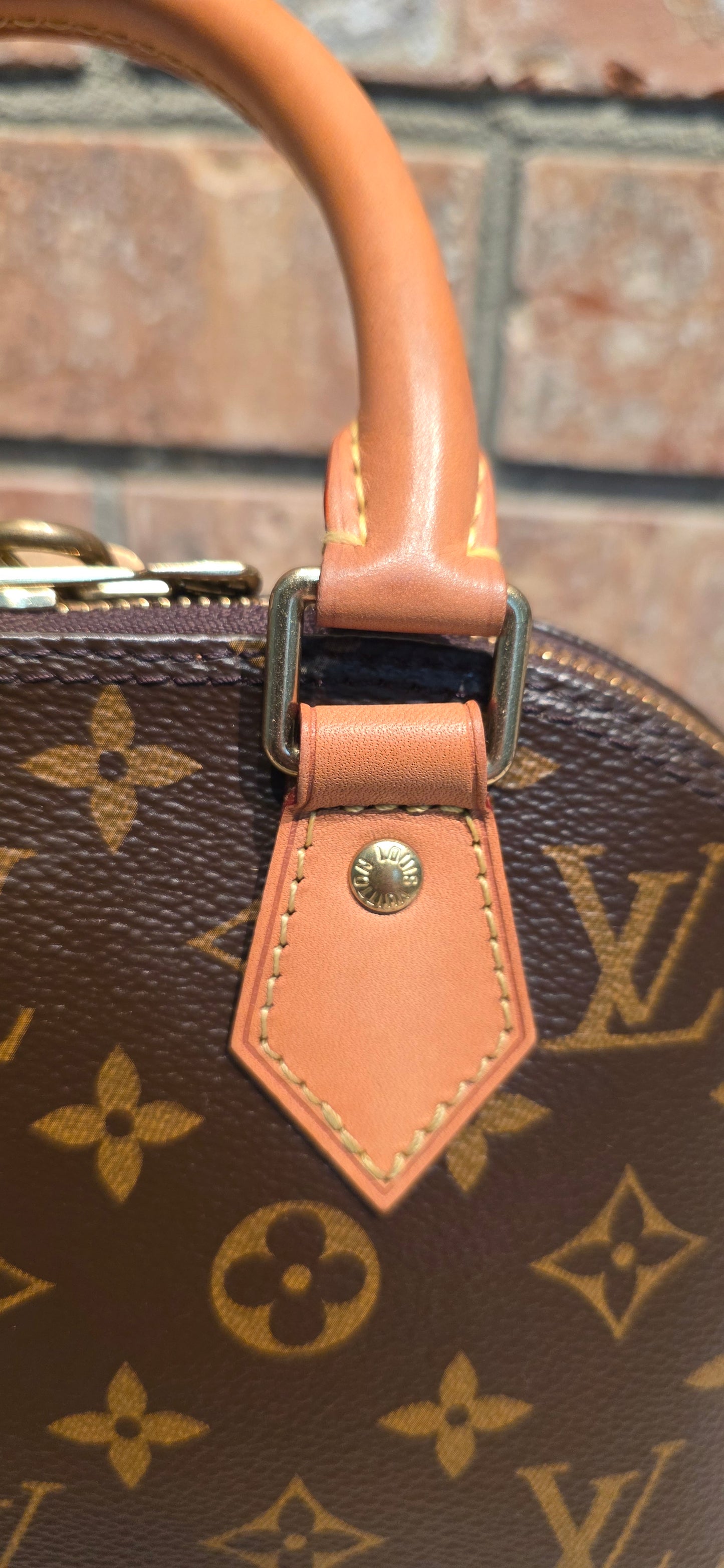 Authentic Louis Vuitton Alma BB Monogram