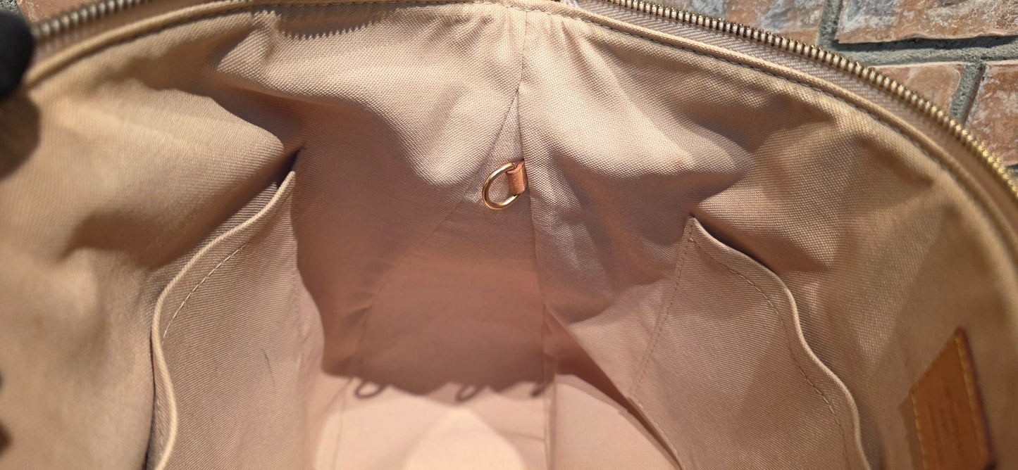 Authentic Louis Vuitton Siracusa GM