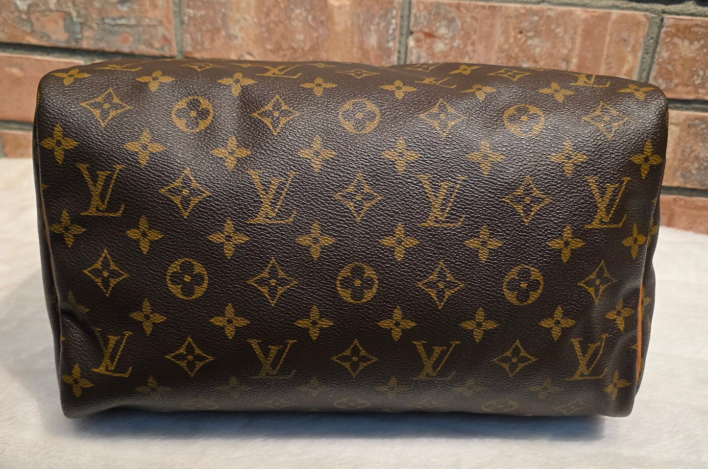 Authentic Louis Vuitton Speedy 30 Monogram