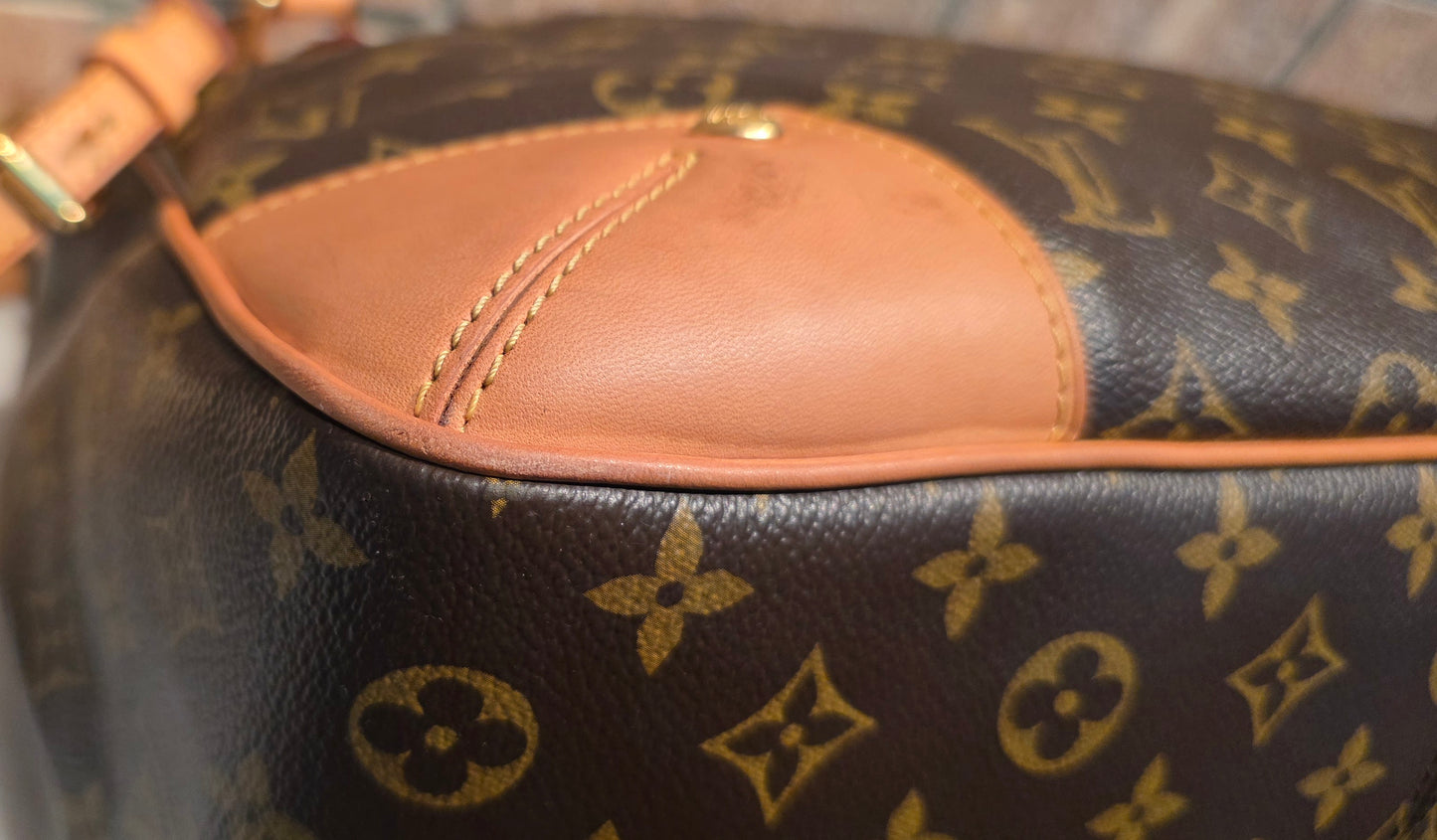 Authentic Louis Vuitton Estrela MM