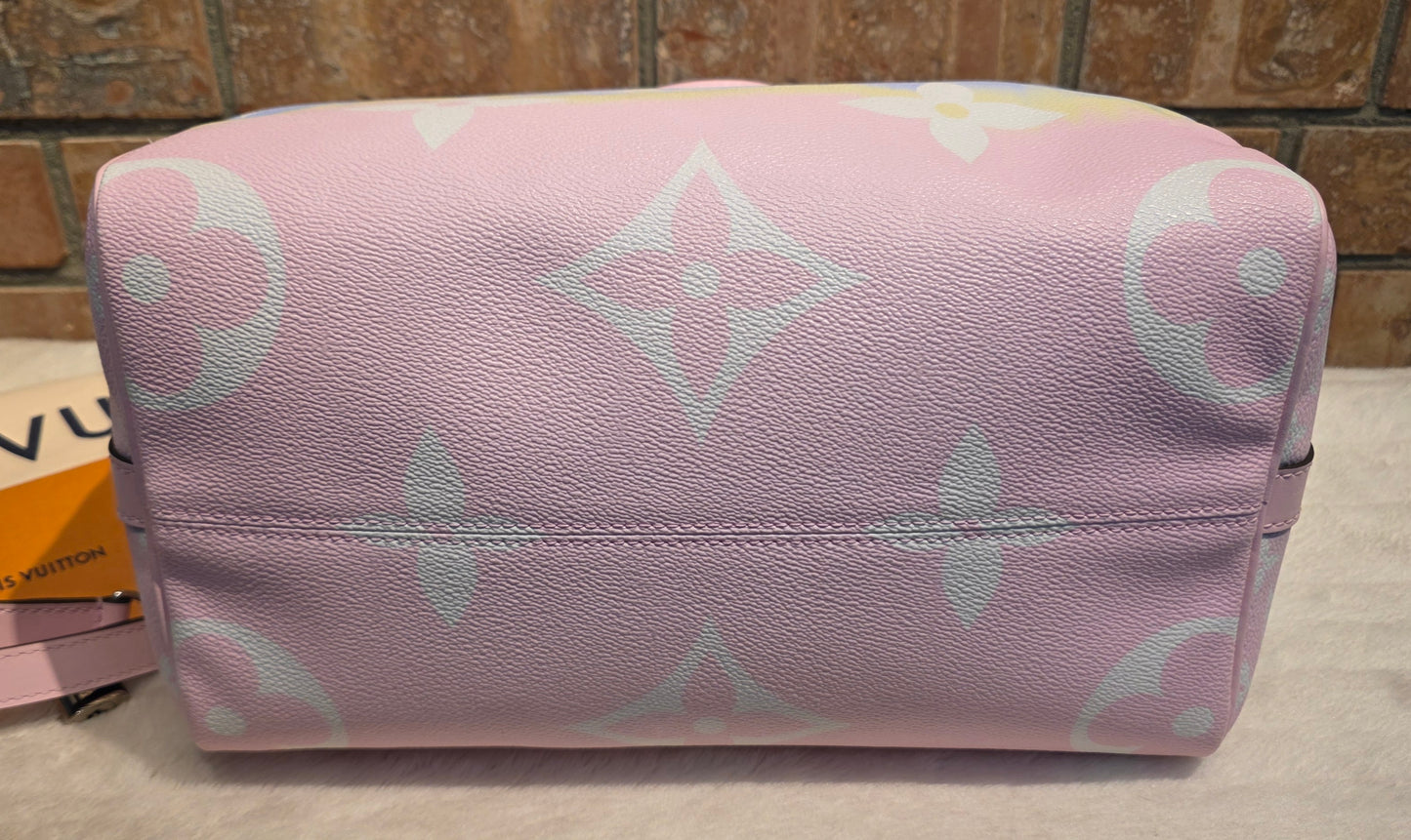Authentic Louis Vuitton Limited Edition Speedy 30 Bandouliere Escale Pastel