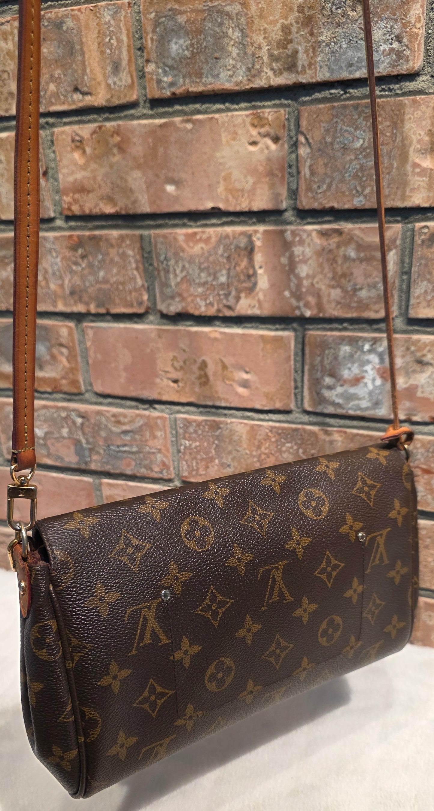 Authentic Louis Vuitton Favorite MM Monogram
