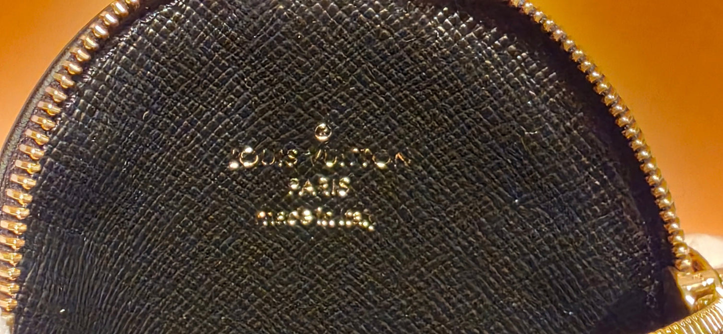 Authentic Louis Vuitton New Wave Multipochette Noir