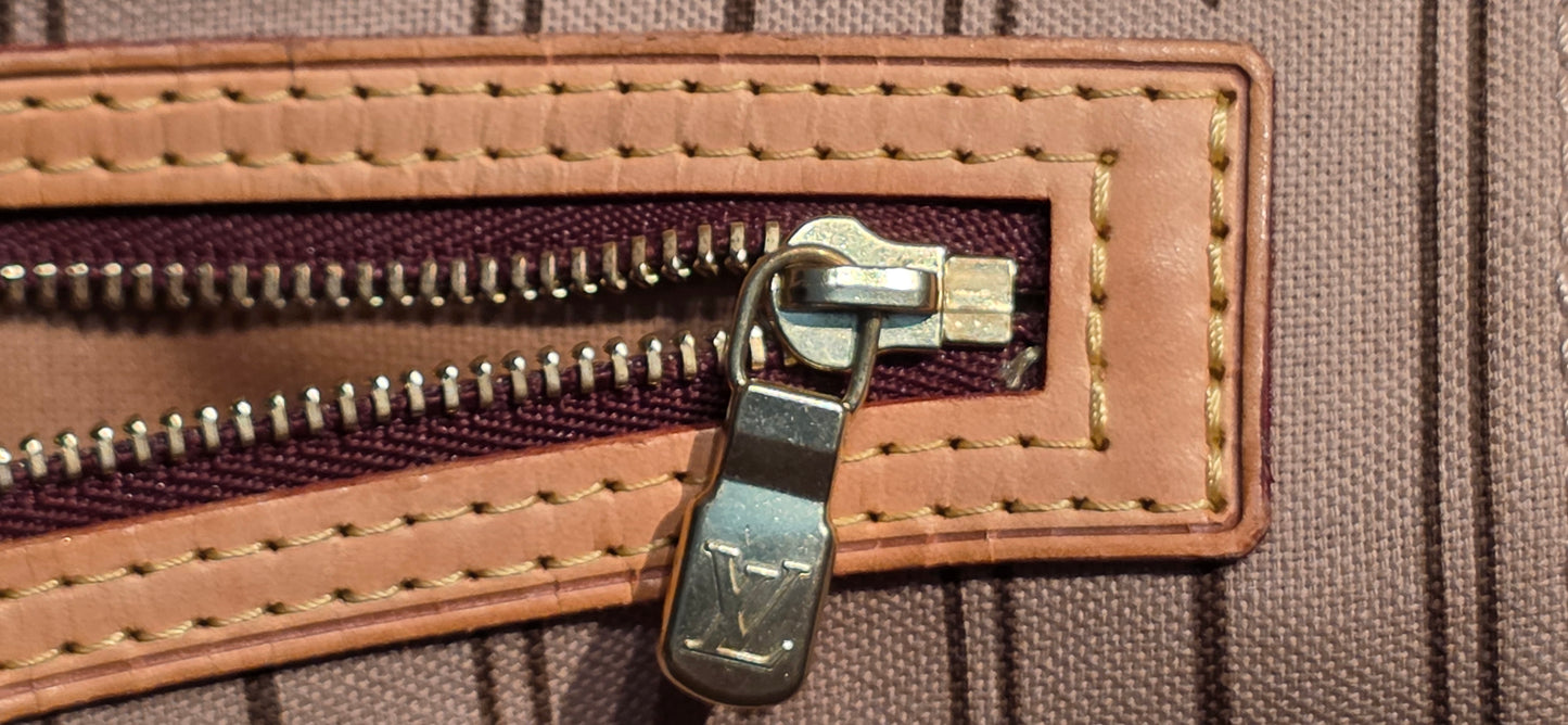 Authentic Louis Vuitton Neverfull MM Monogram