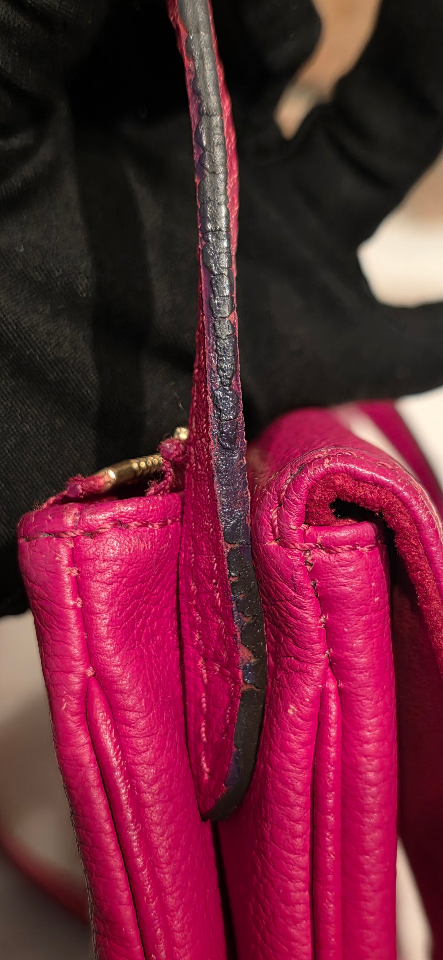 Authentic Louis Vuitton Twice/Twinset Pochette in Dahlia Pink