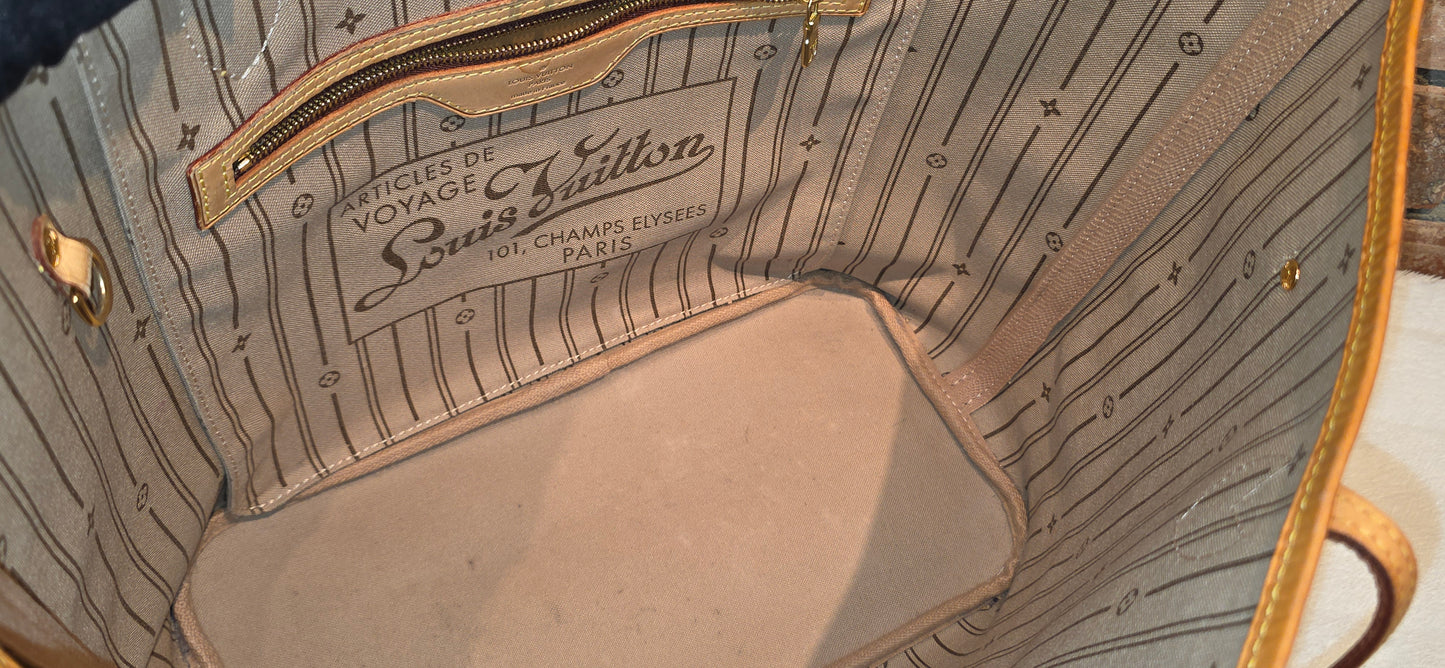 Authentic Louis Vuitton Neverfull MM Monogram