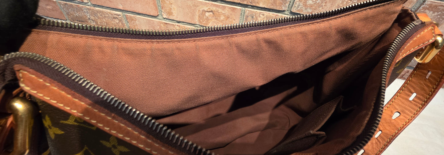 Authentic Louis Vuitton Tulum GM