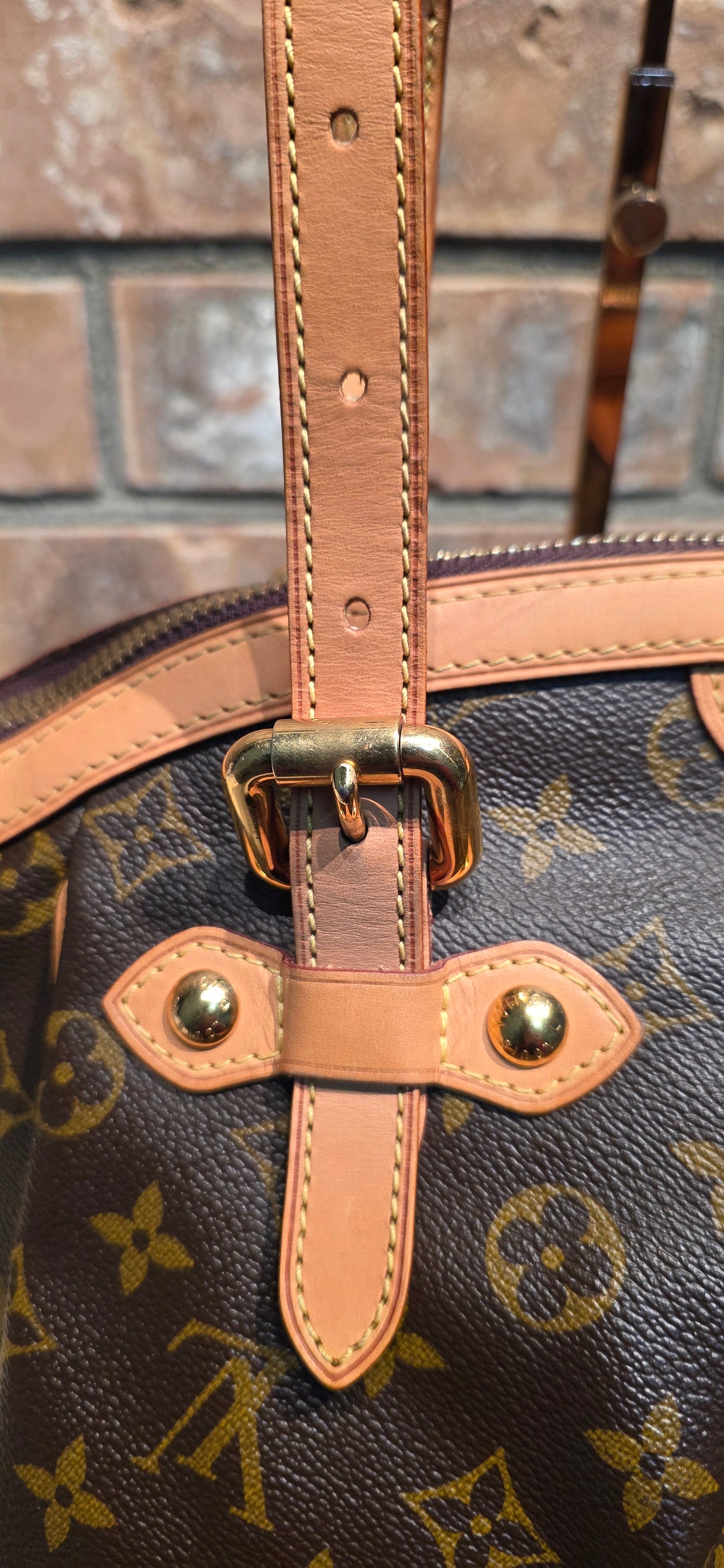Authentic Louis Vuitton Tivoli GM
