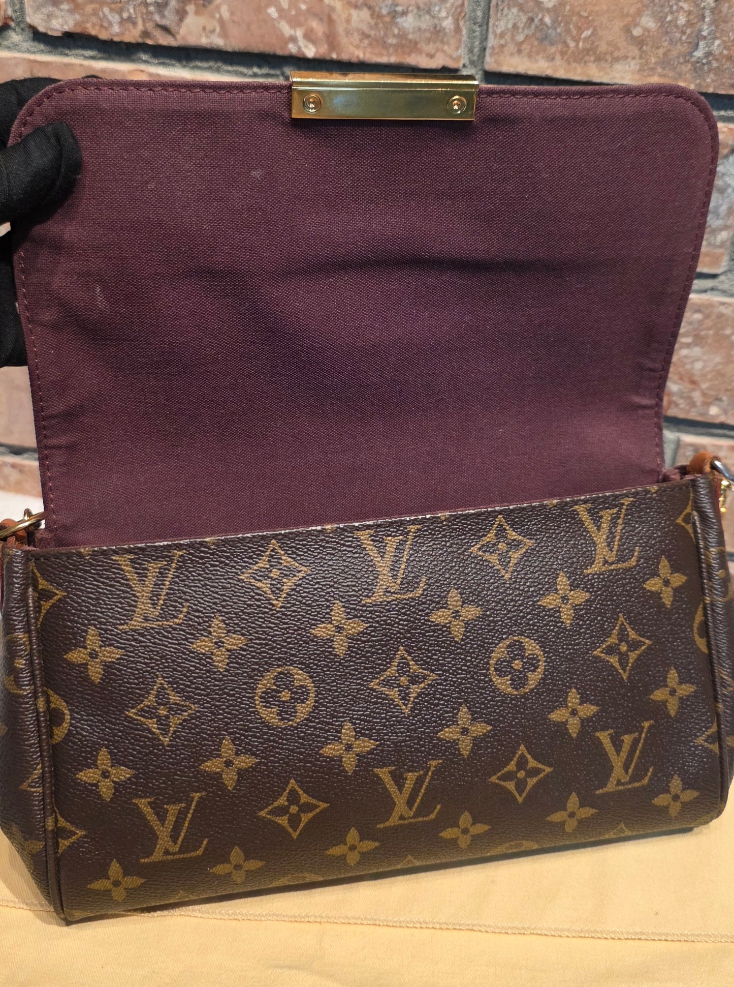 Authentic Louis Vuitton Favorite MM