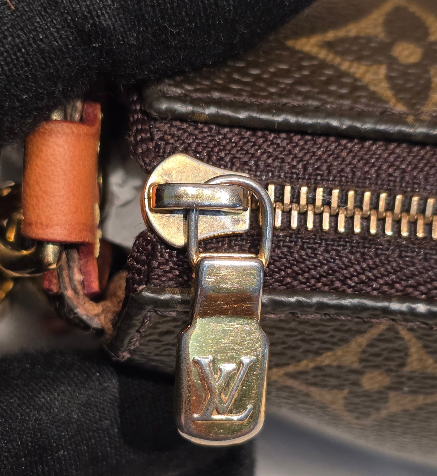 Authentic Louis Vuitton Eva Monogram