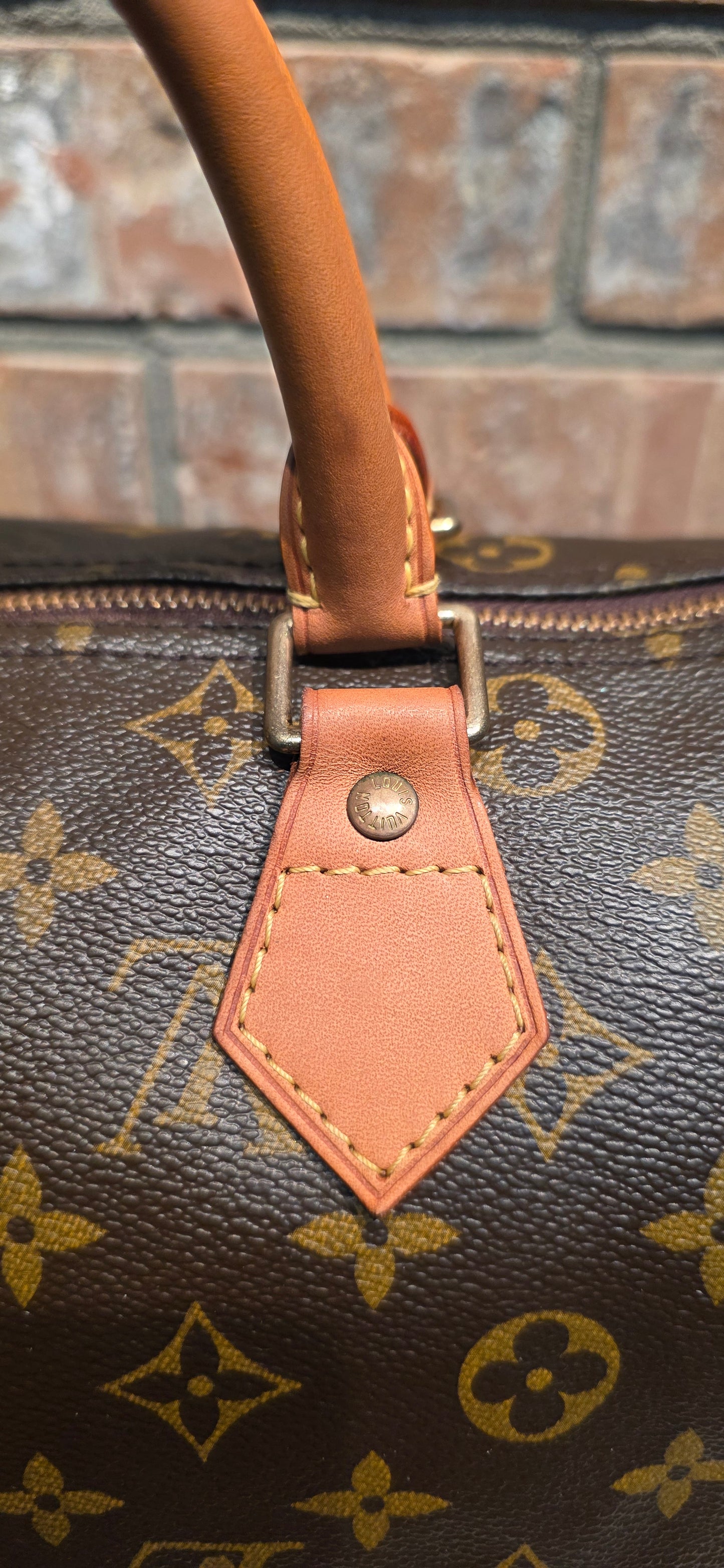 Authentic Louis Vuitton Speedy 30 Monogram