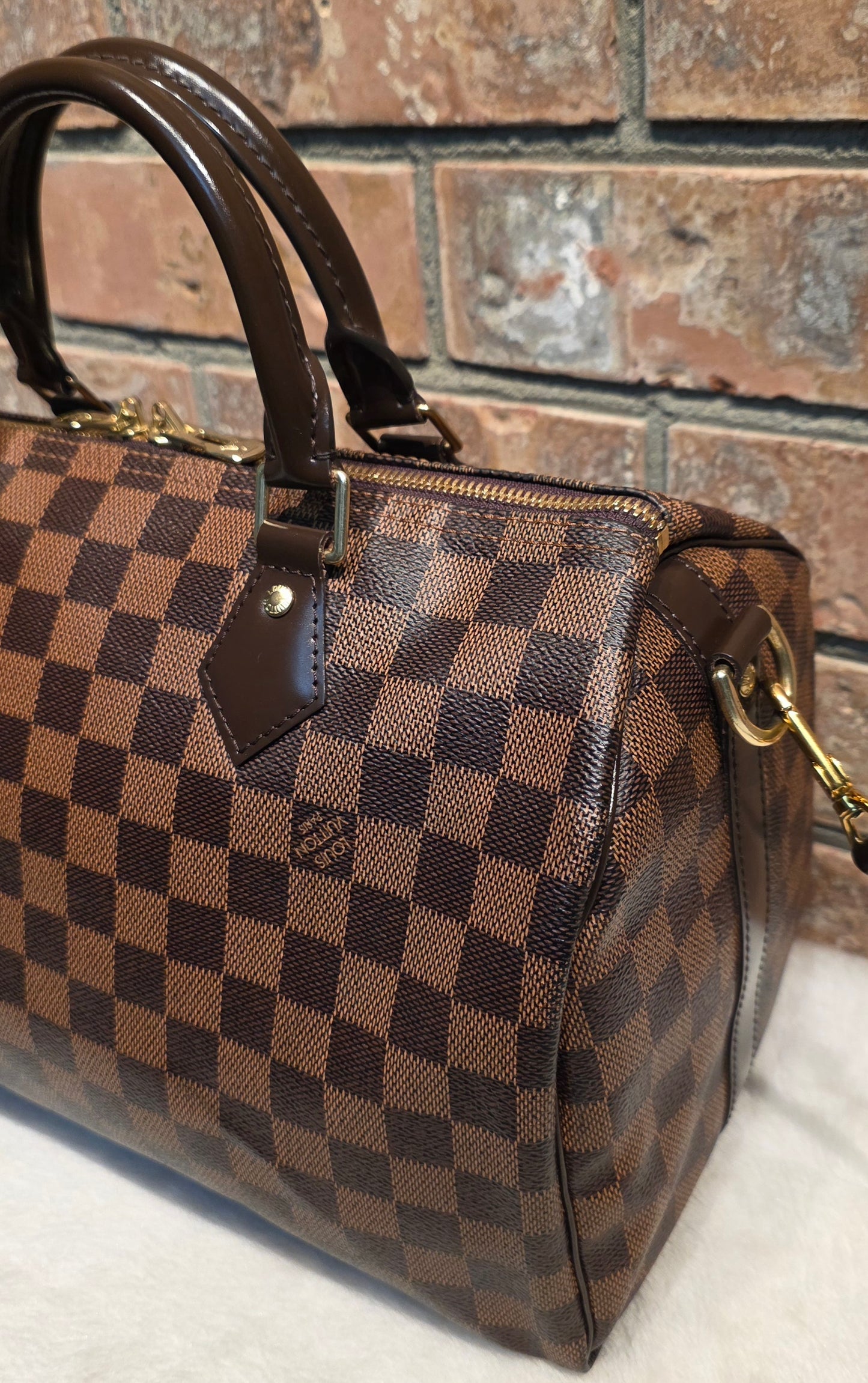 Authentic Louis Vuitton Speedy Bandouliere 30 Damier Ebene