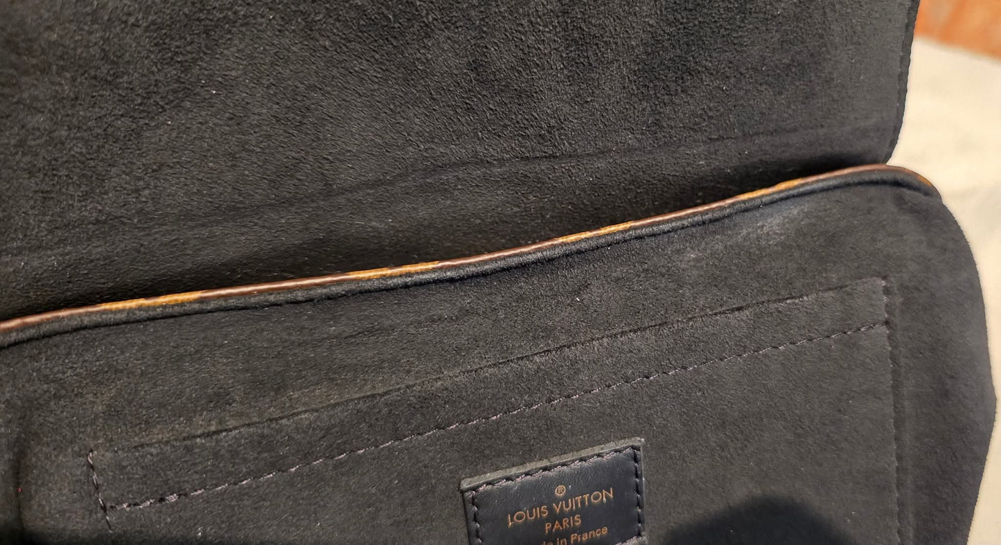 Authentic Louis Vuitton Locky BB Noir