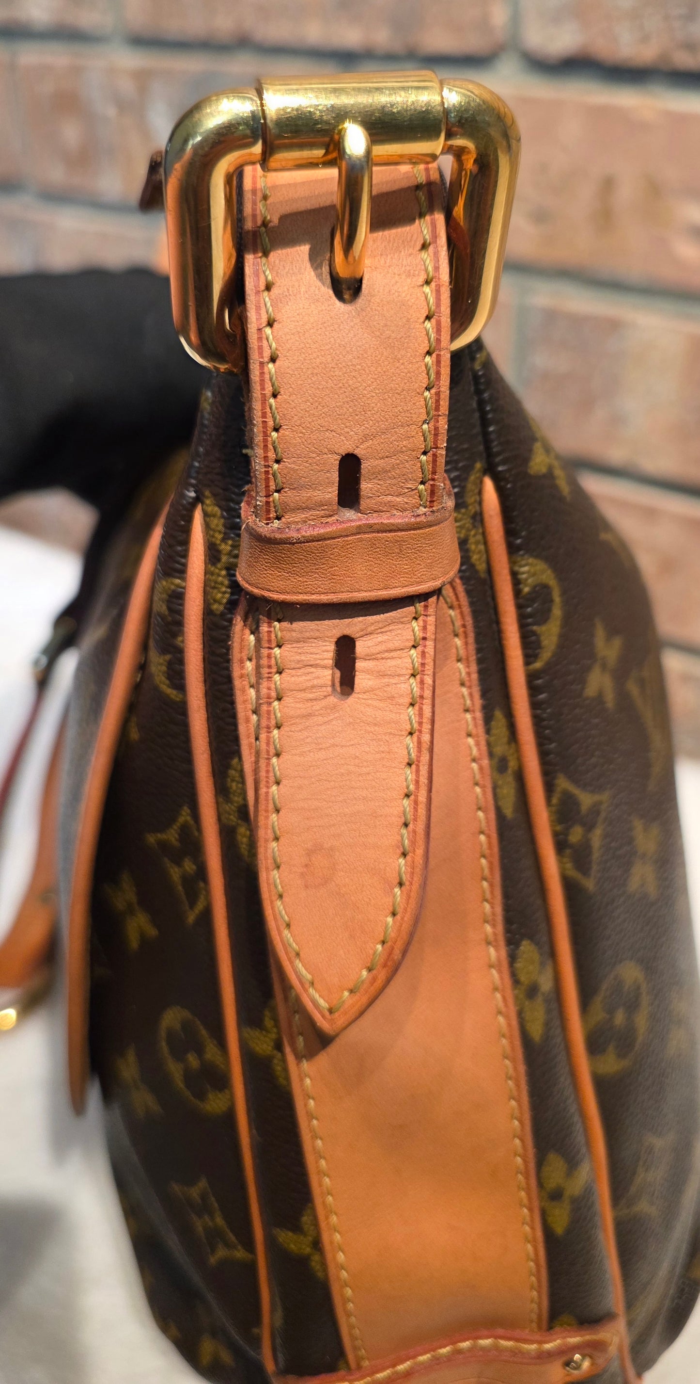 Authentic Louis Vuitton Tulum GM