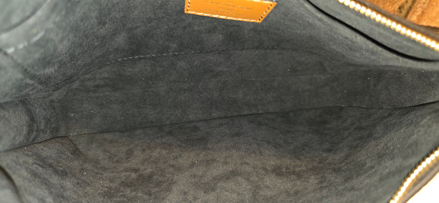 Authentic Louis Vuitton Multipochette Accessoires Wild At Heart