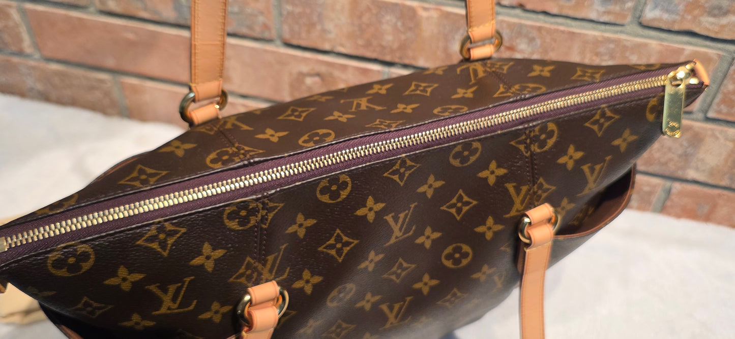 Authentic Louis Vuitton Totally MM Monogram