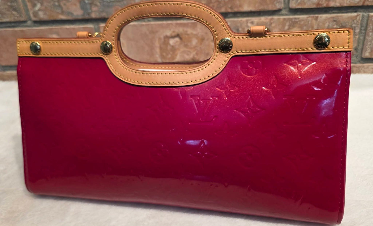 Authentic Louis Vuitton Roxbury Drive