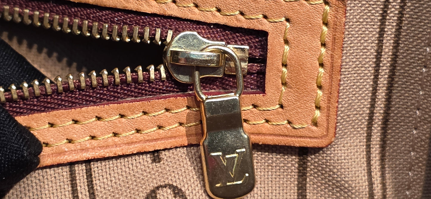 Authentic Louis Vuitton Neverfull MM Monogram