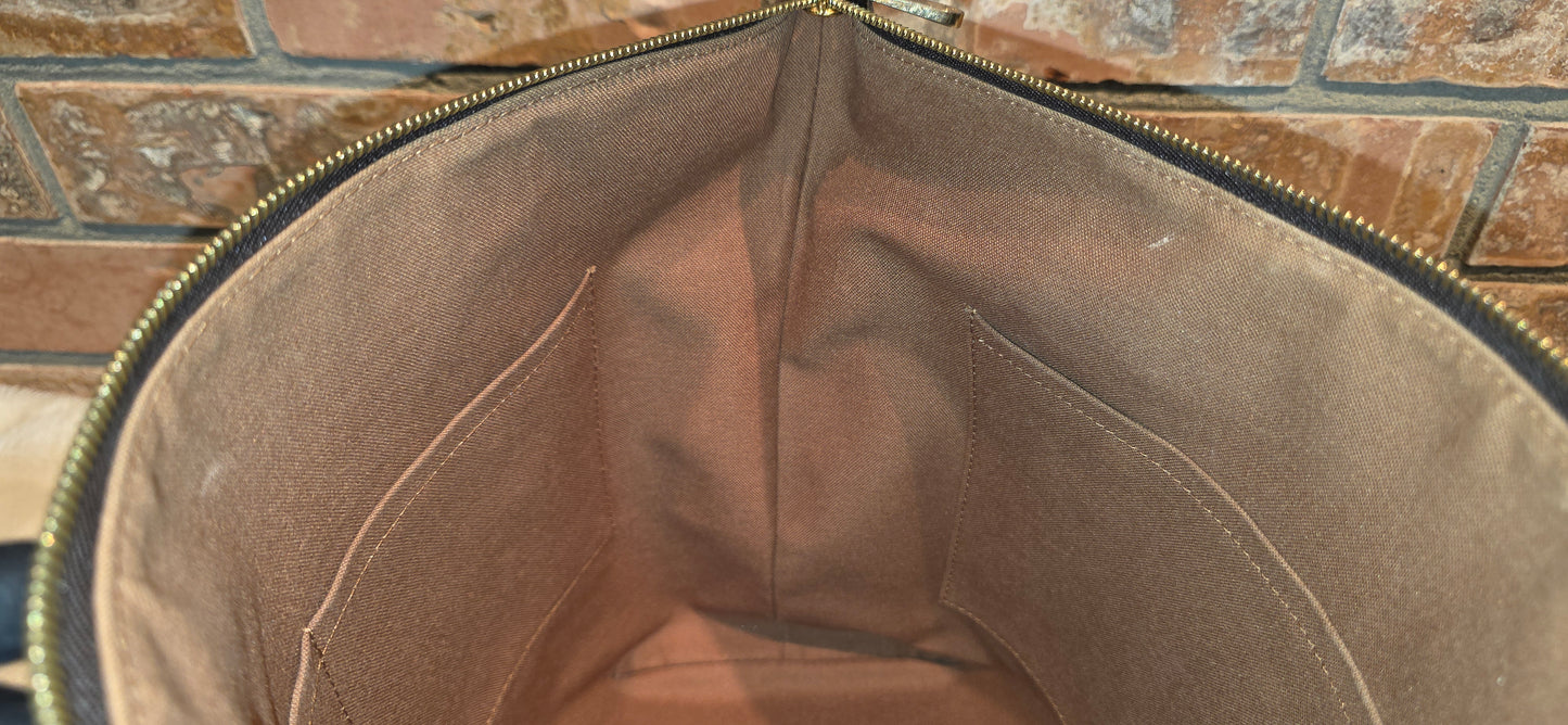 Authentic Louis Vuitton Totally MM