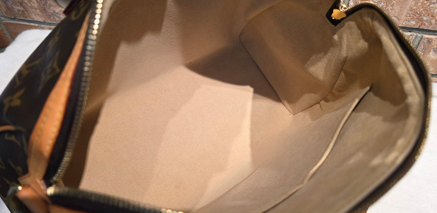 Authentic Louis Vuitton Retiro PM