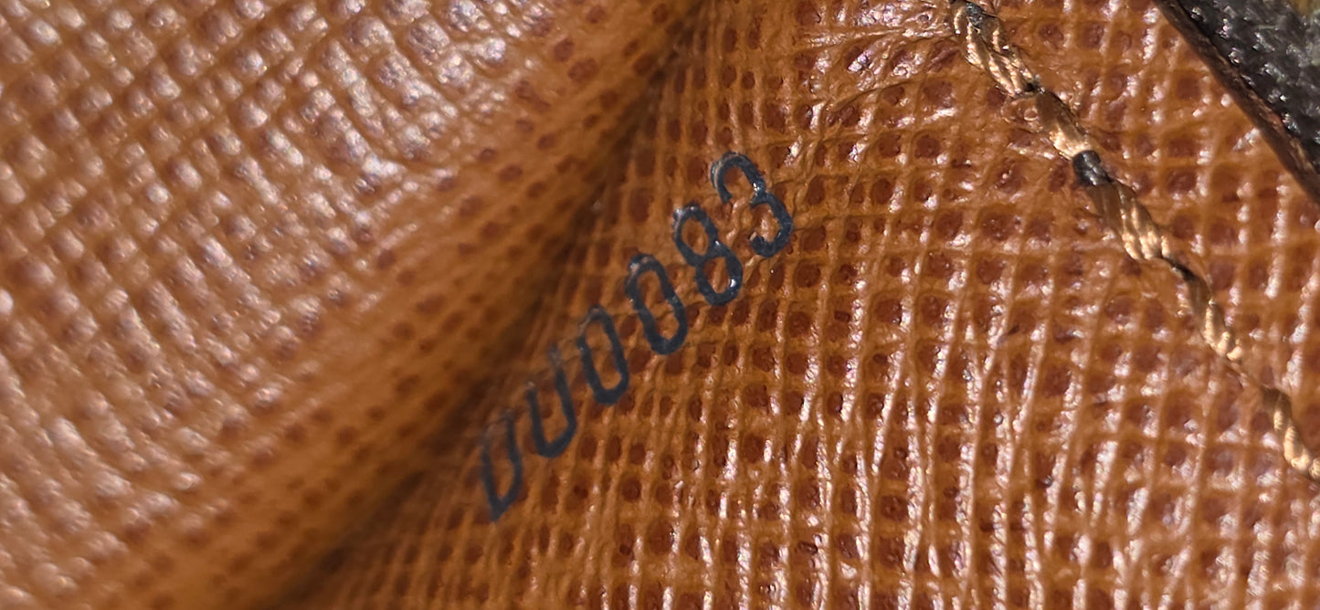 Authentic Louis Vuitton Papillon 27