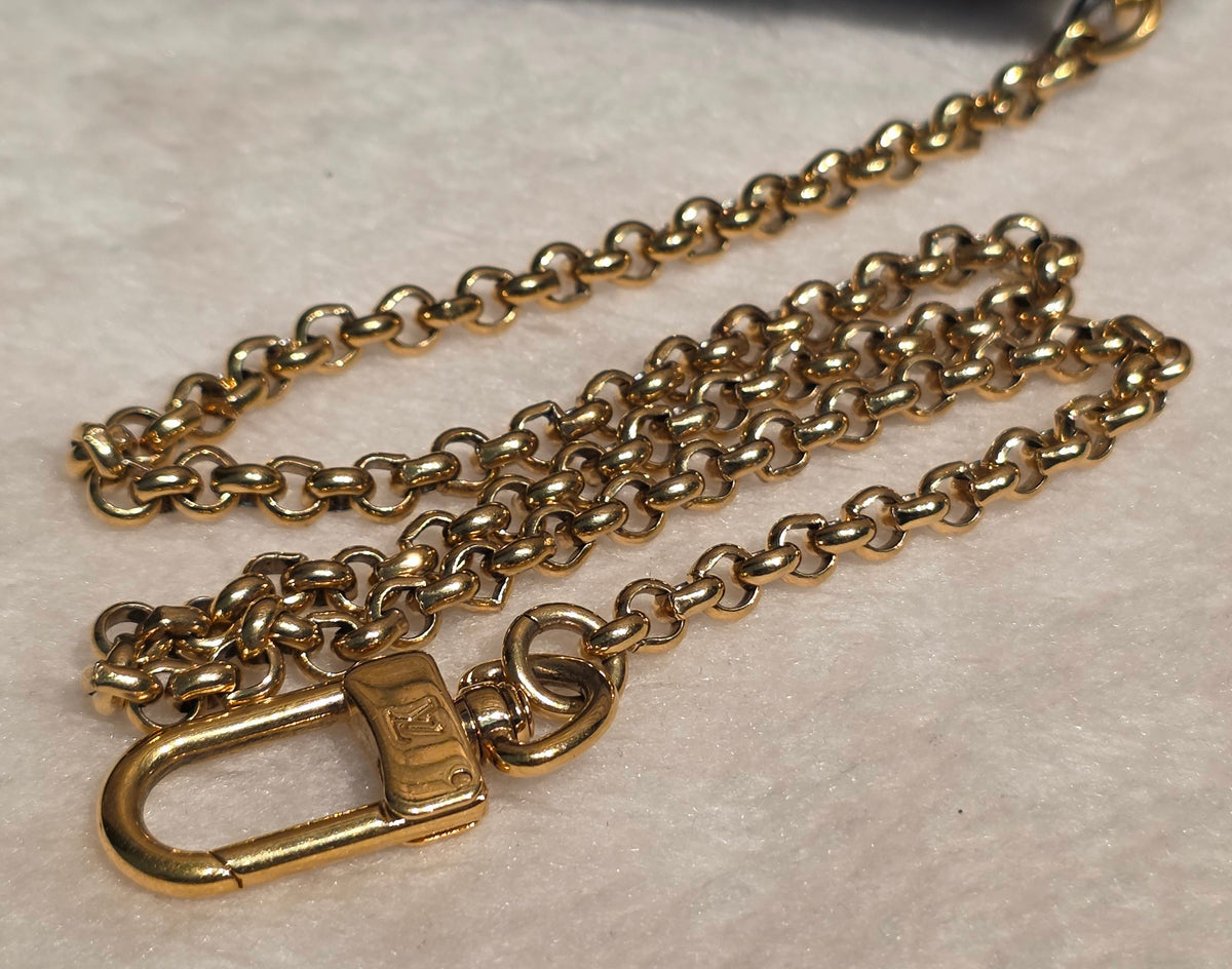 Authentic Louis Vuitton Favorite MM Monogram