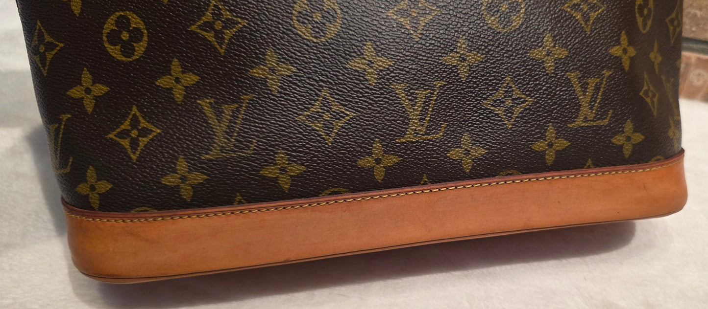 Authentic Louis Vuitton Alma PM Monogram