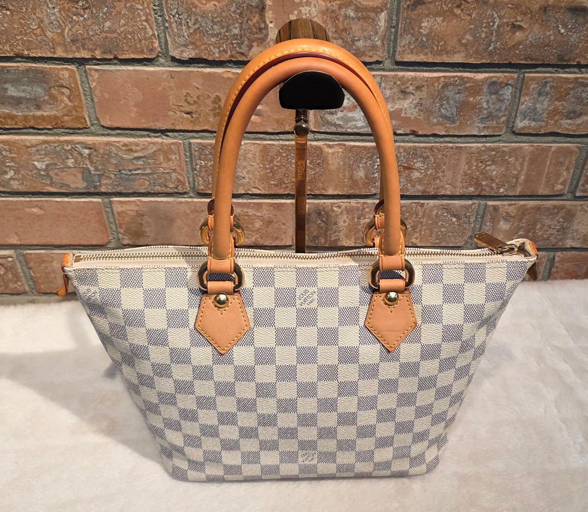 Authentic Louis Vuitton Saleya PM Damier Azur