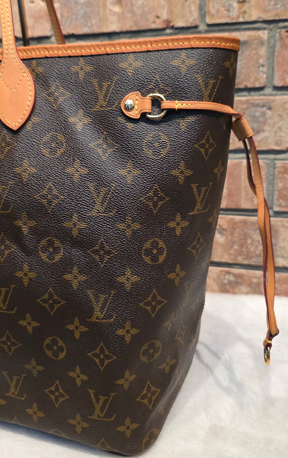 Authentic Louis Vuitton Neverfull GM Monogram