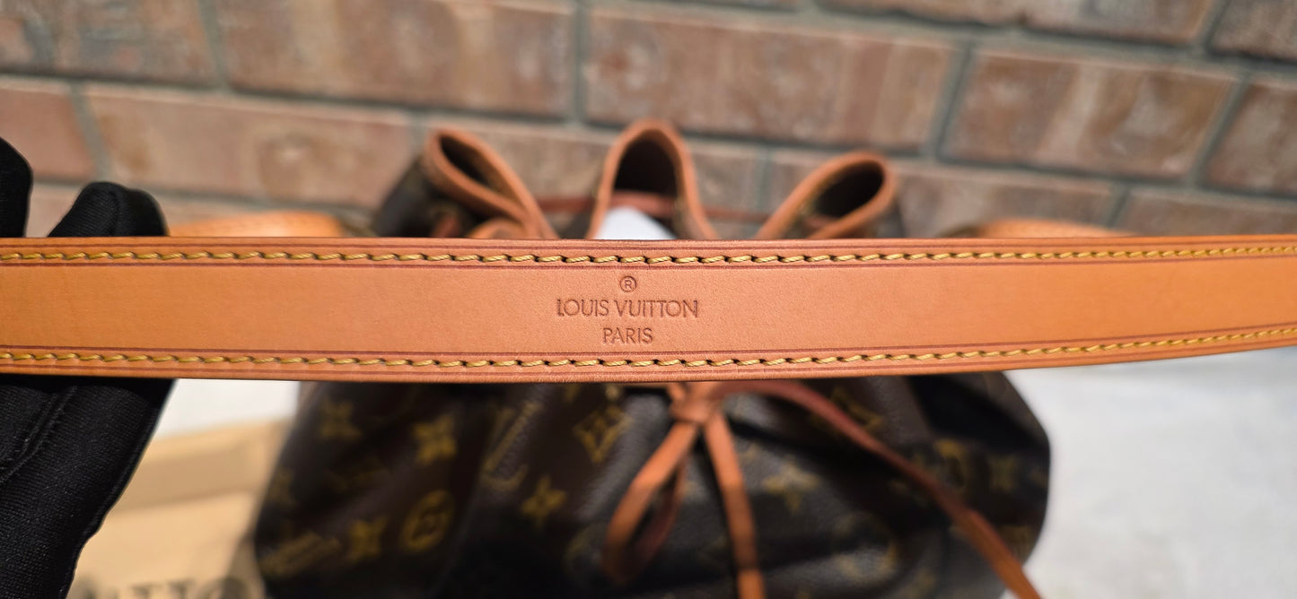 Authentic Louis Vuitton Petite Noe Monogram