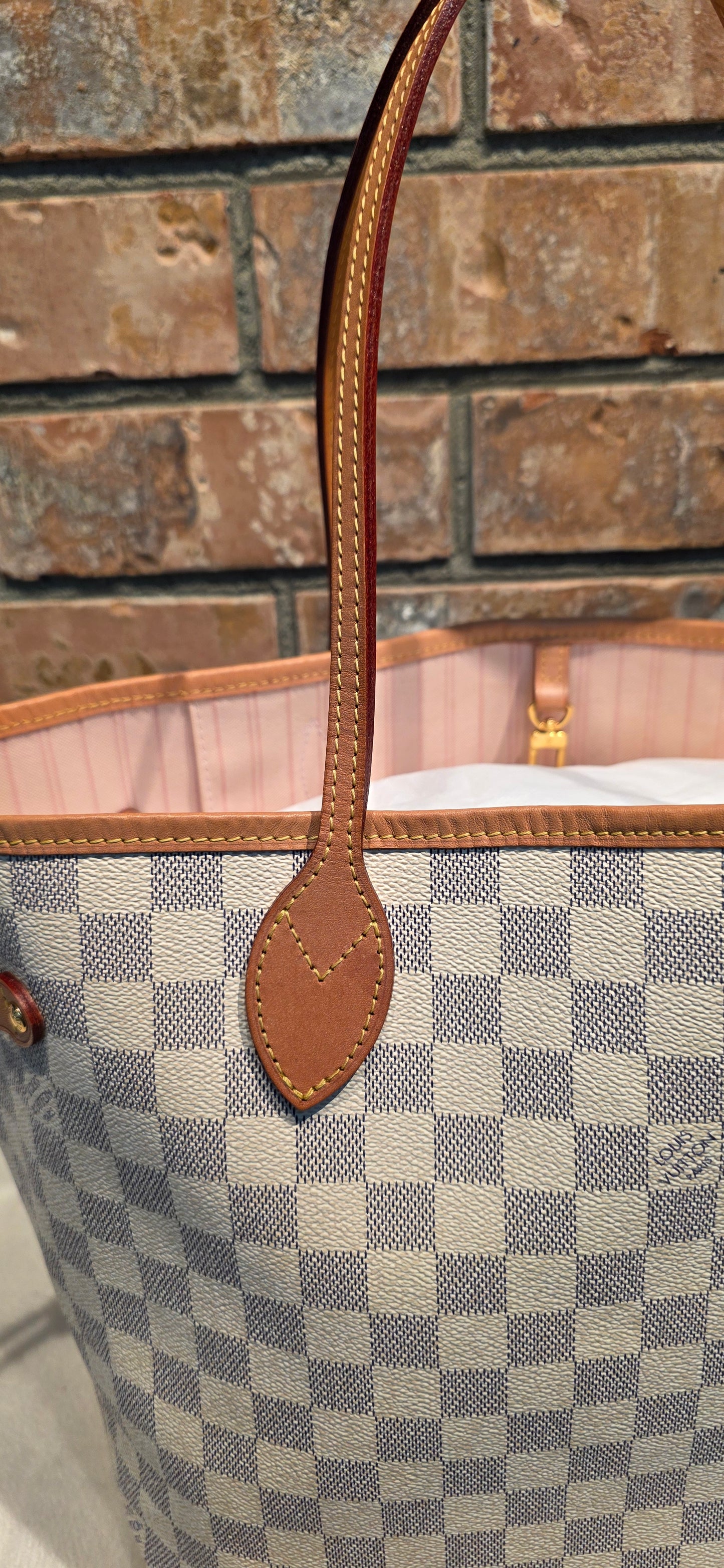 Authentic Louis Vuitton Neverfull MM Damier Azur (Bag Only)