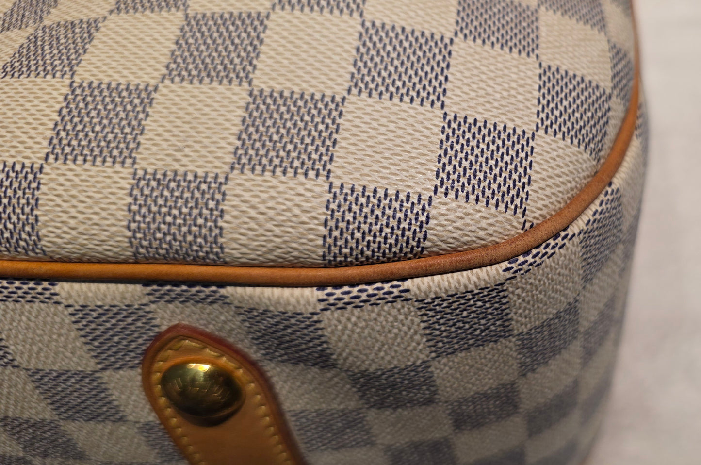 Authentic Louis Vuitton Siracusa GM