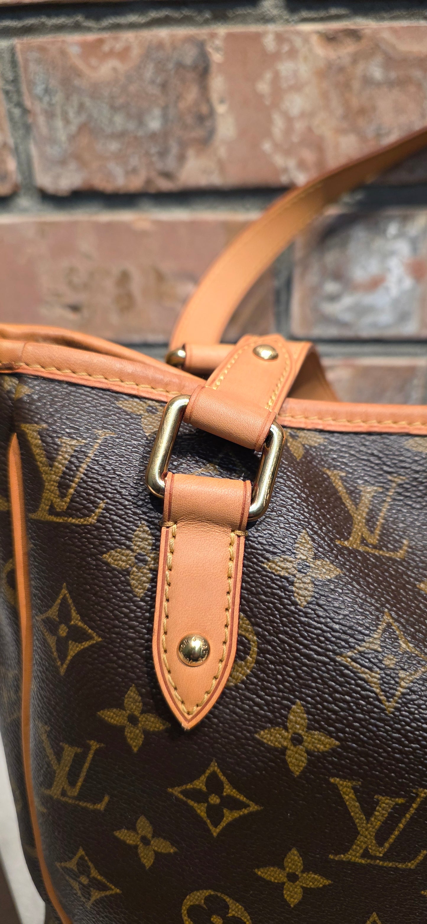Authentic Louis Vuitton Estrella MM