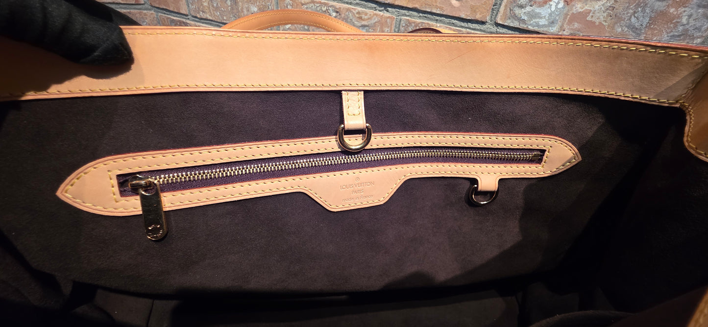 Authentic Louis Vuitton Wilshire MM Monogram