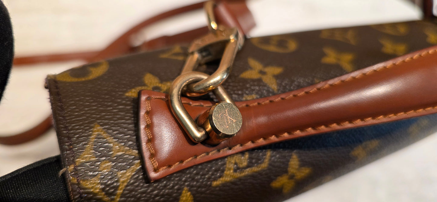 Authentic Louis Vuitton Monceau 26