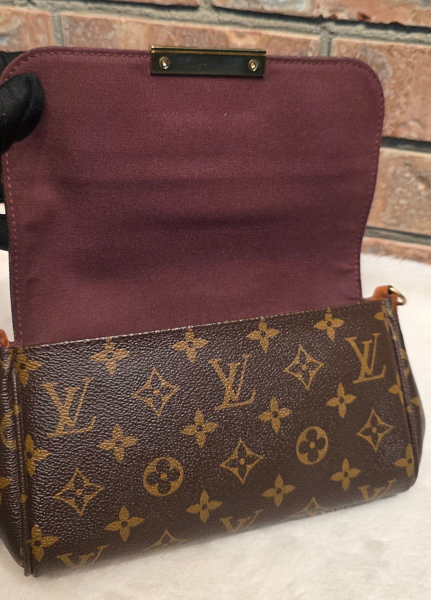 Authentic Louis Vuitton Favorite PM (NO LEATHER STRAP)