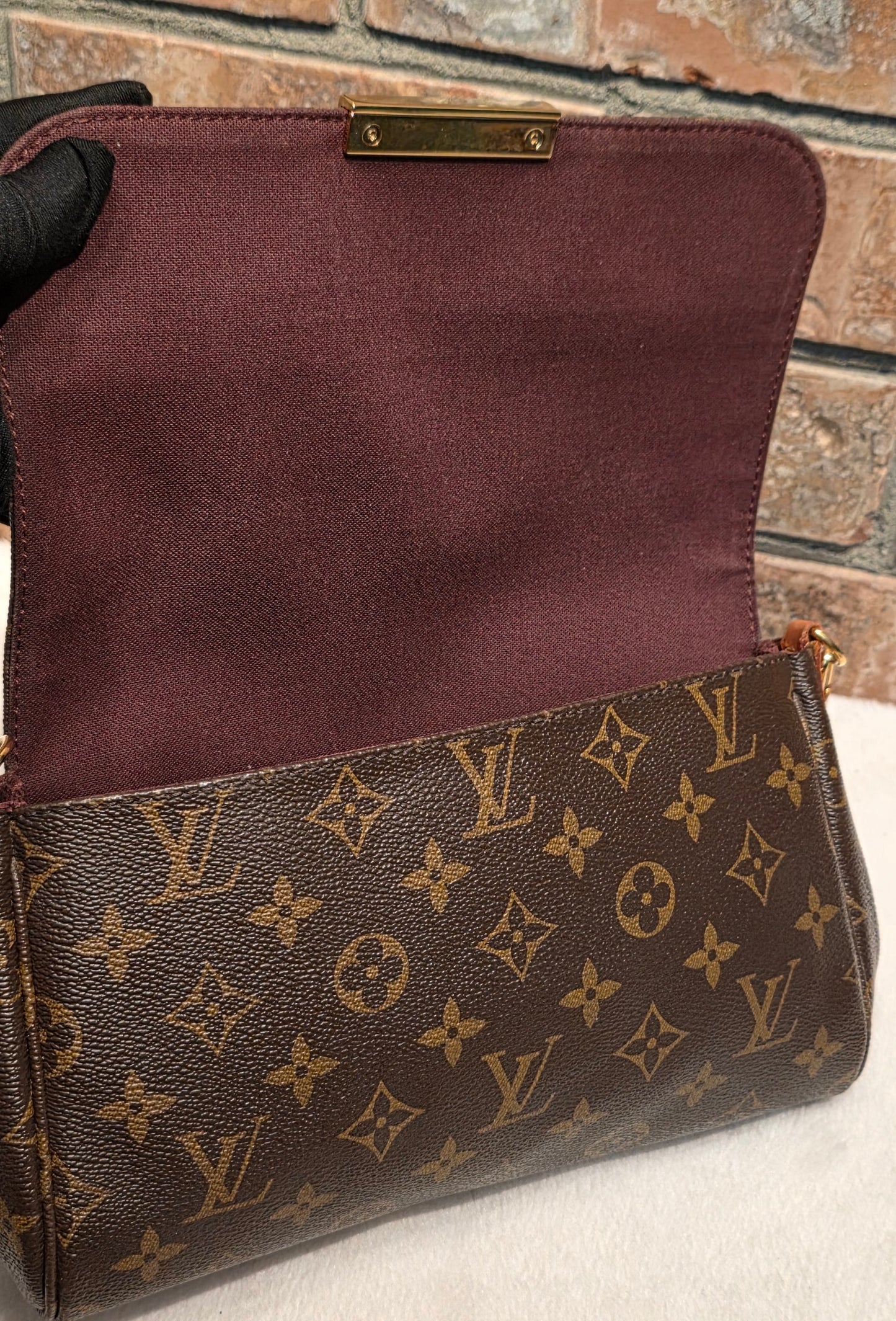 Authentic Louis Vuitton Favorite MM Monogram