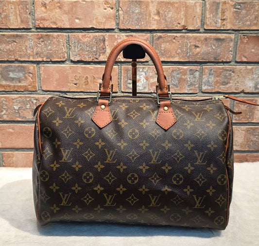 Authentic Louis Vuitton Speedy 35 Monogram