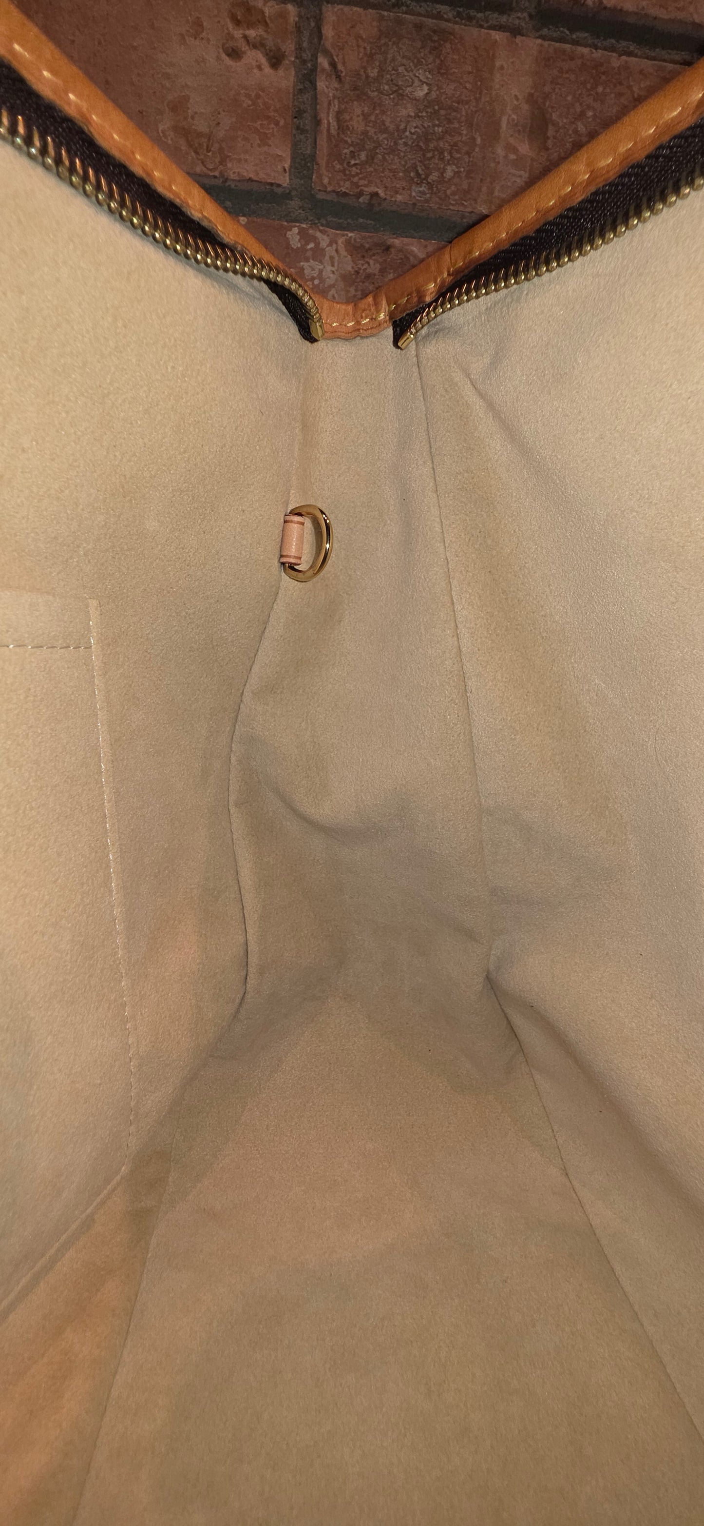 Authentic Louis Vuitton Estrela MM