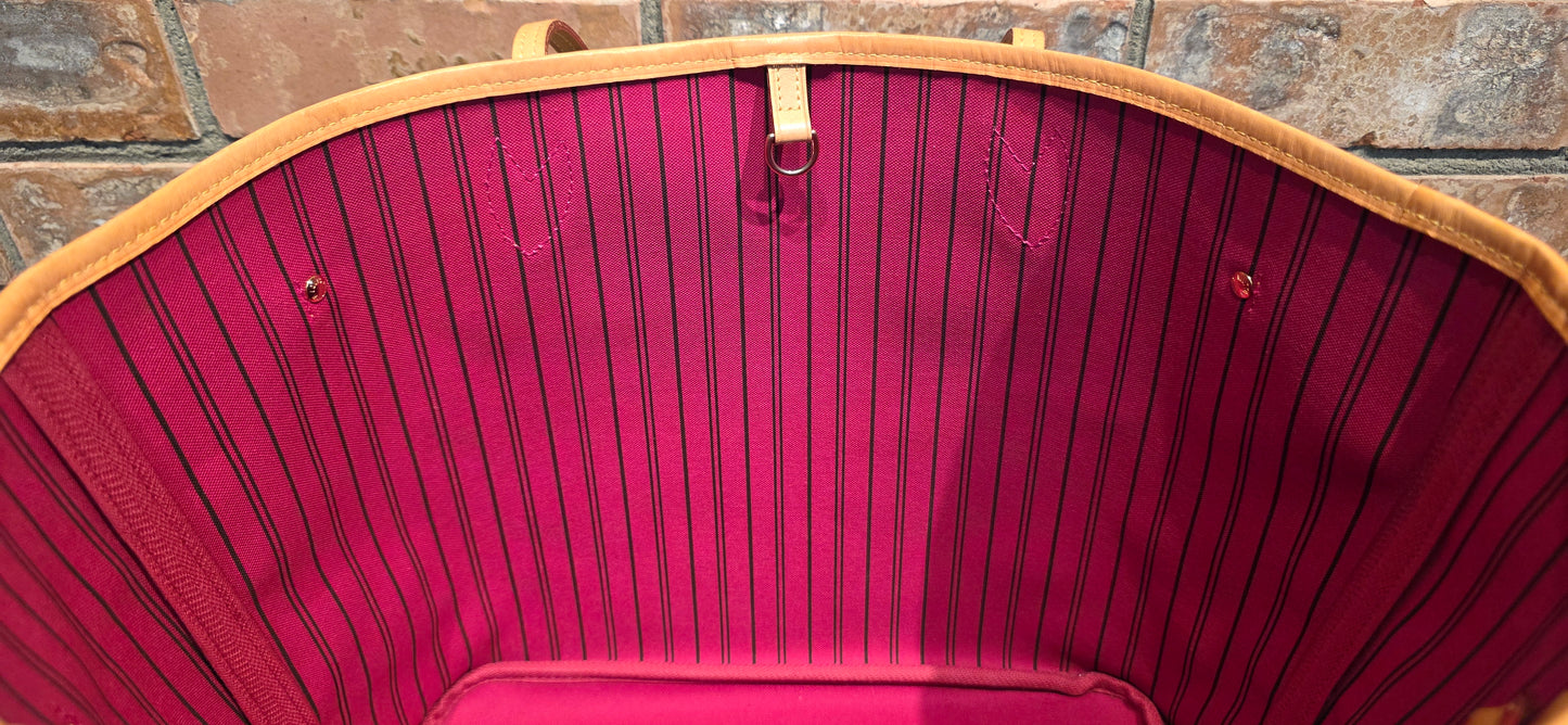 Authentic Louis Vuitton Neverfull MM (Pivoine Interior)