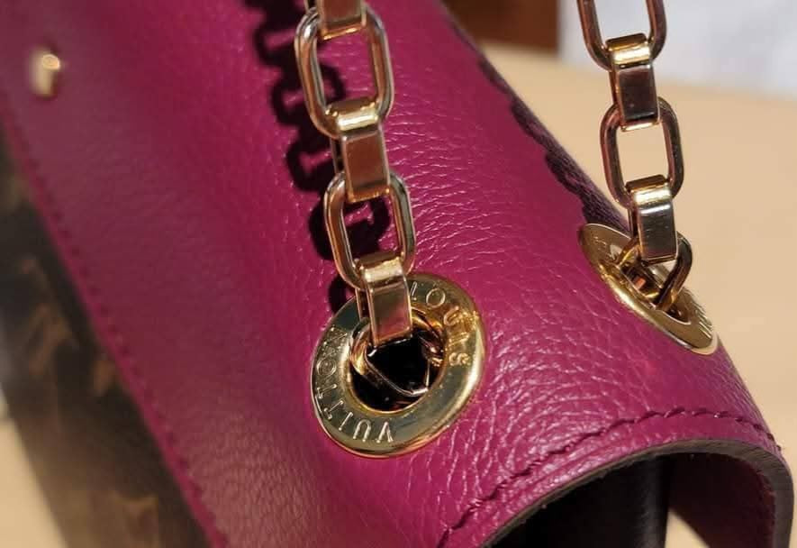 Authentic Louis Vuitton Pallas Chain in Aurore