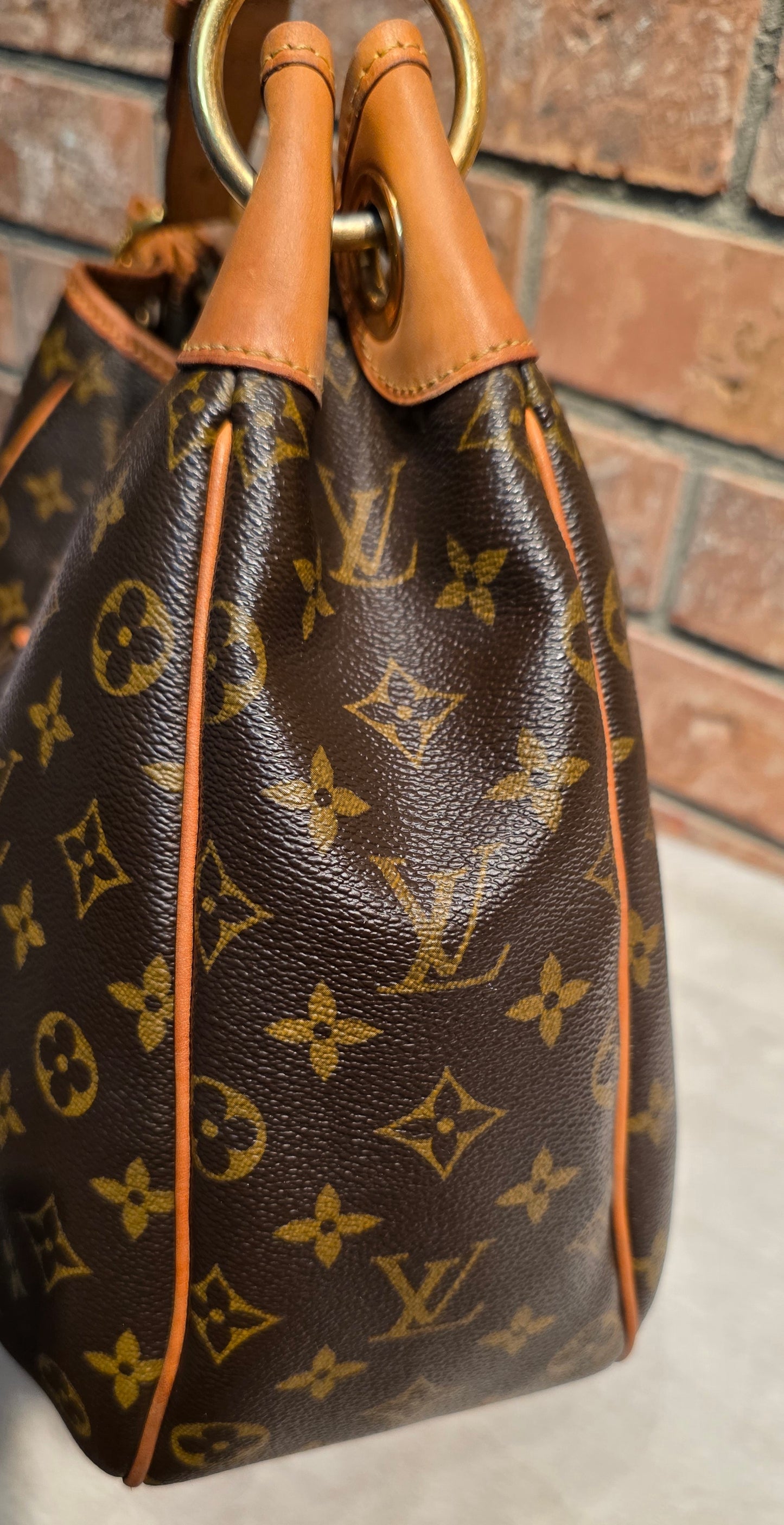 Authentic Louis Vuitton Galliera PM