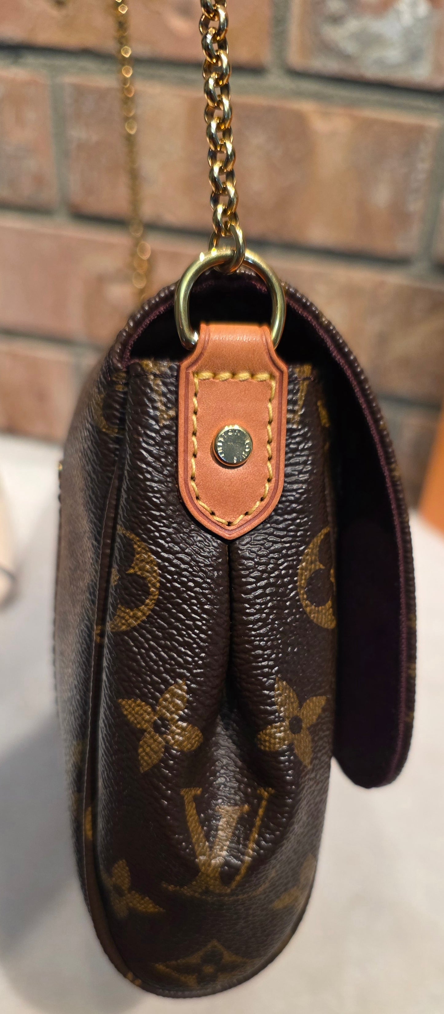 Authentic Louis Vuitton Favorite MM Monogram (SA4149)