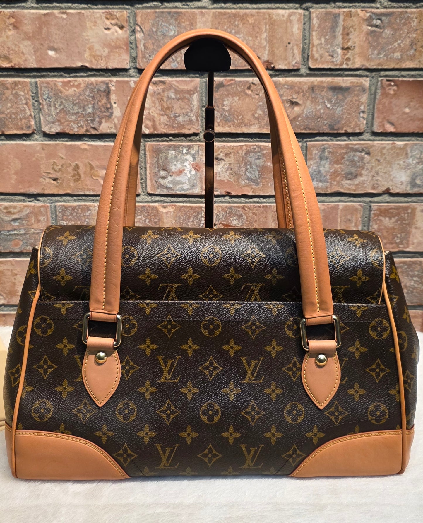 Authentic Louis Vuitton Beverly GM