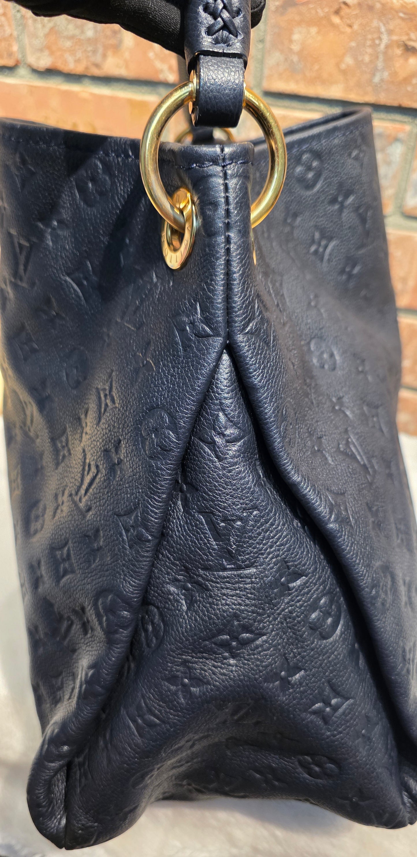 Authentic Louis Vuitton Artsy MM Empreinte Infini