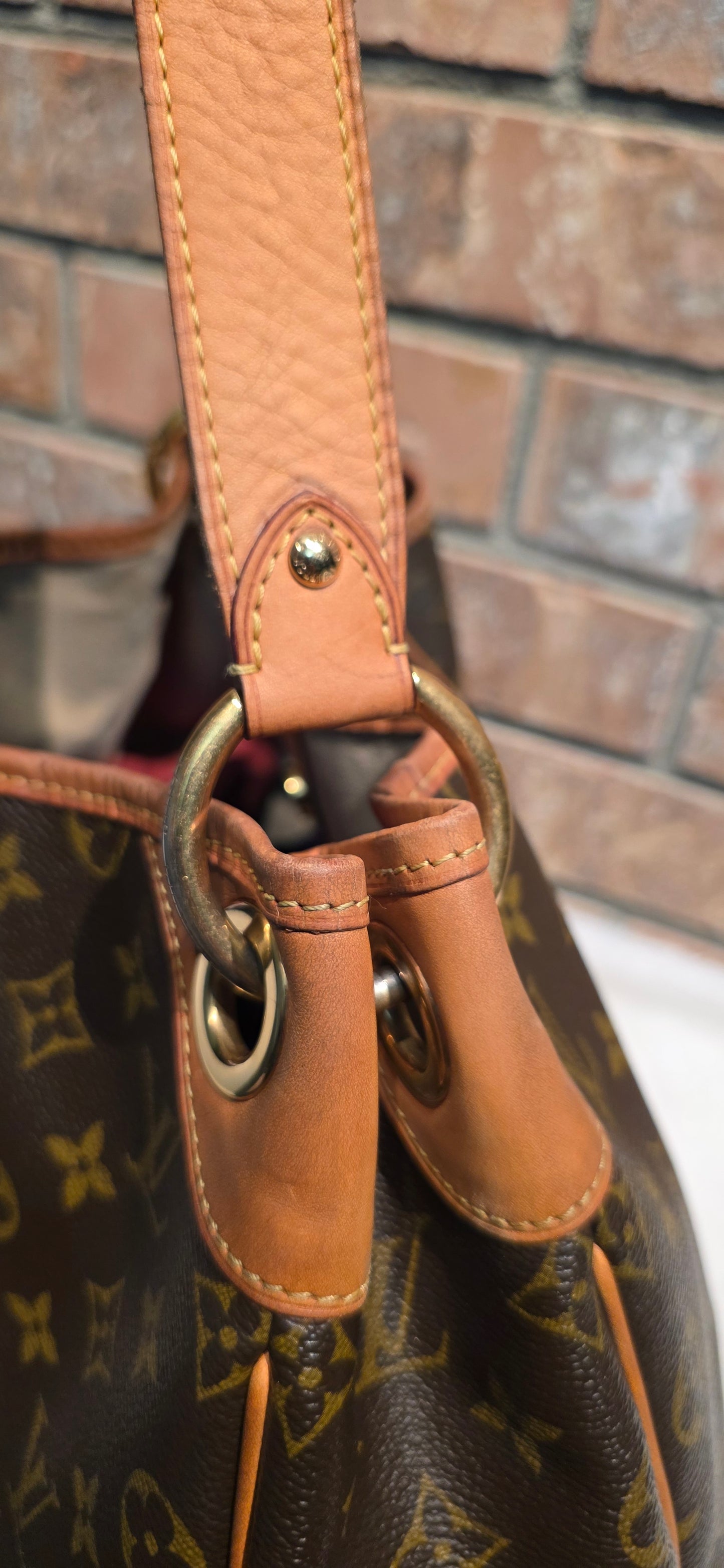 Authentic Louis Vuitton Galliera PM