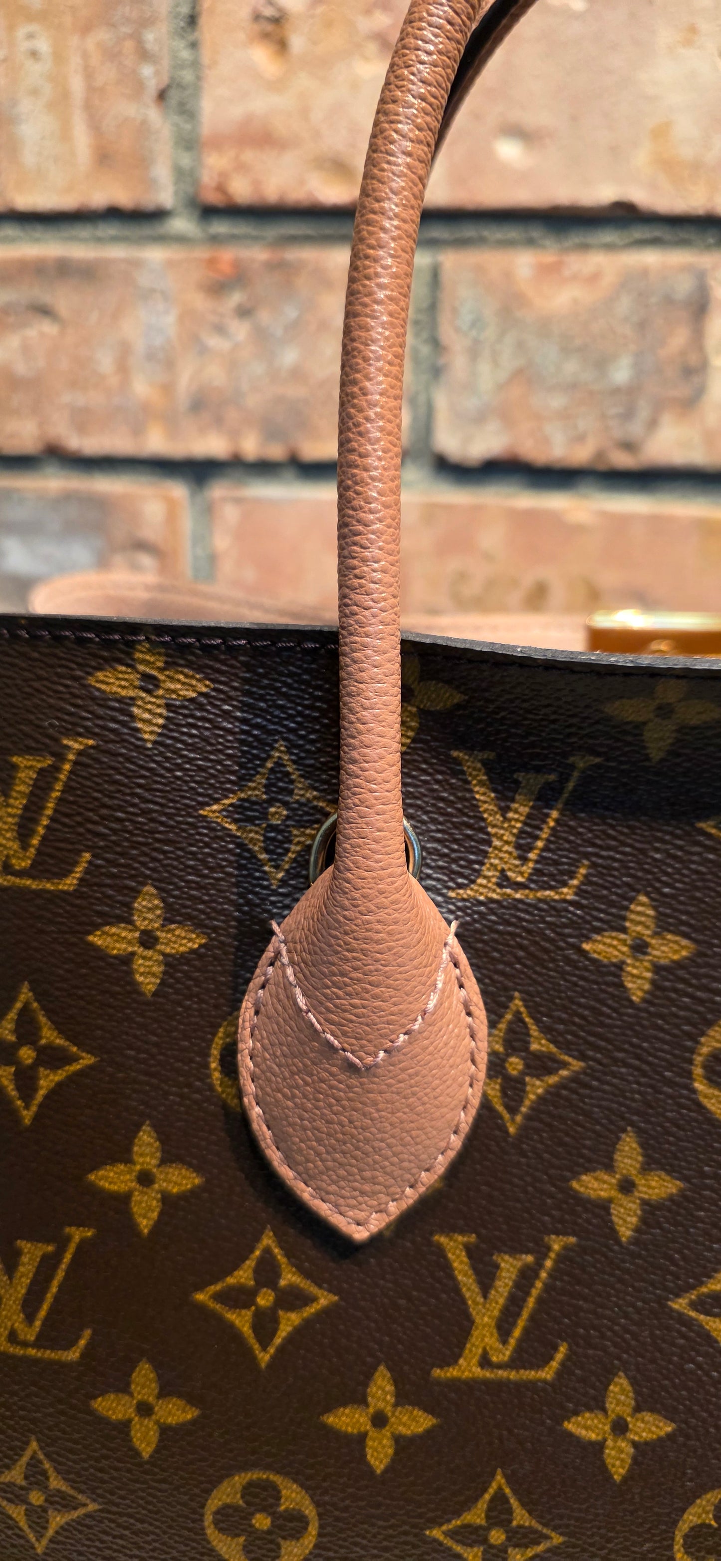 Authentic Louis Vuitton Flandrin Bois De Rose