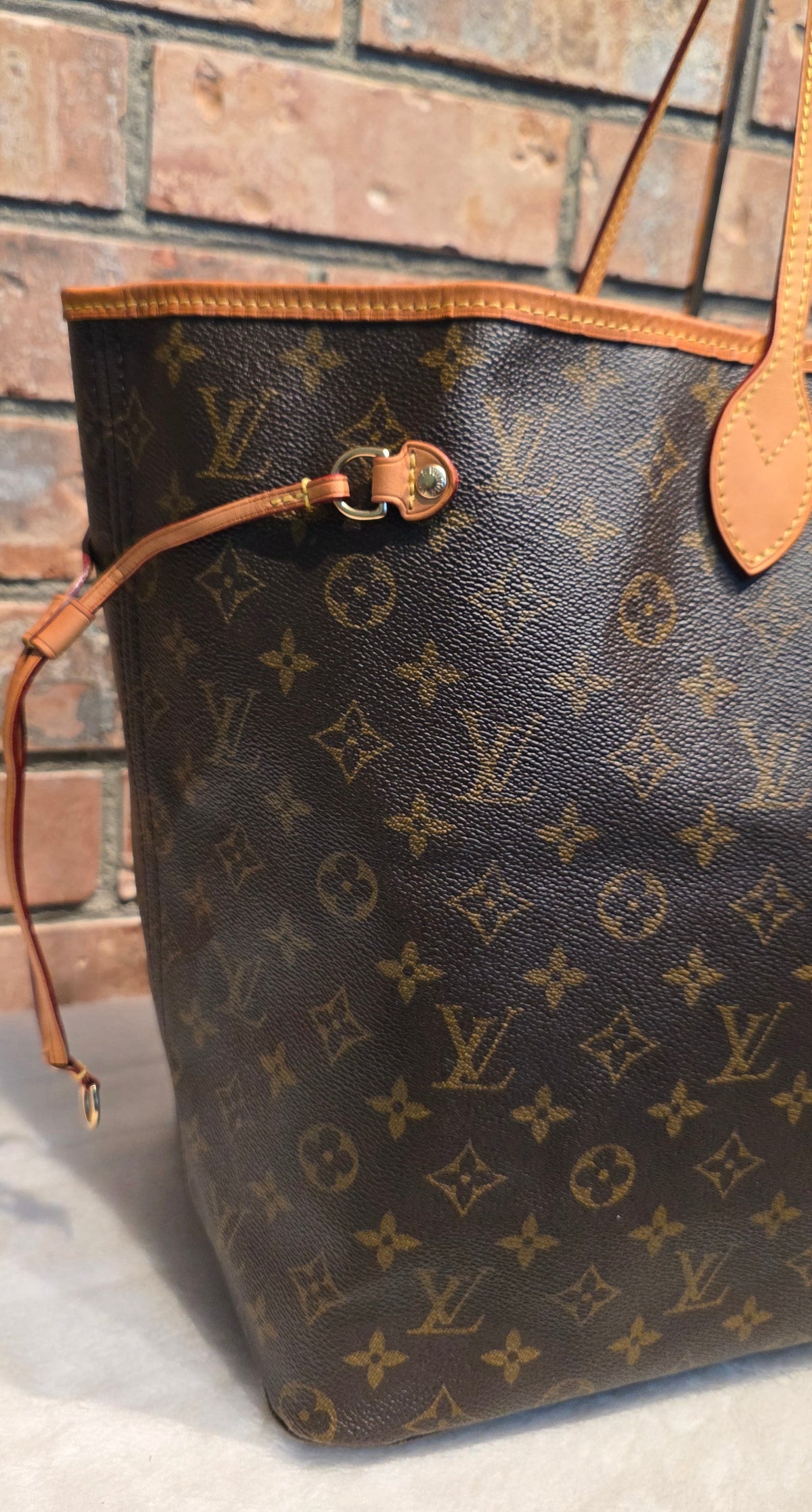 Authentic Louis Vuitton Neverfull GM Monogram