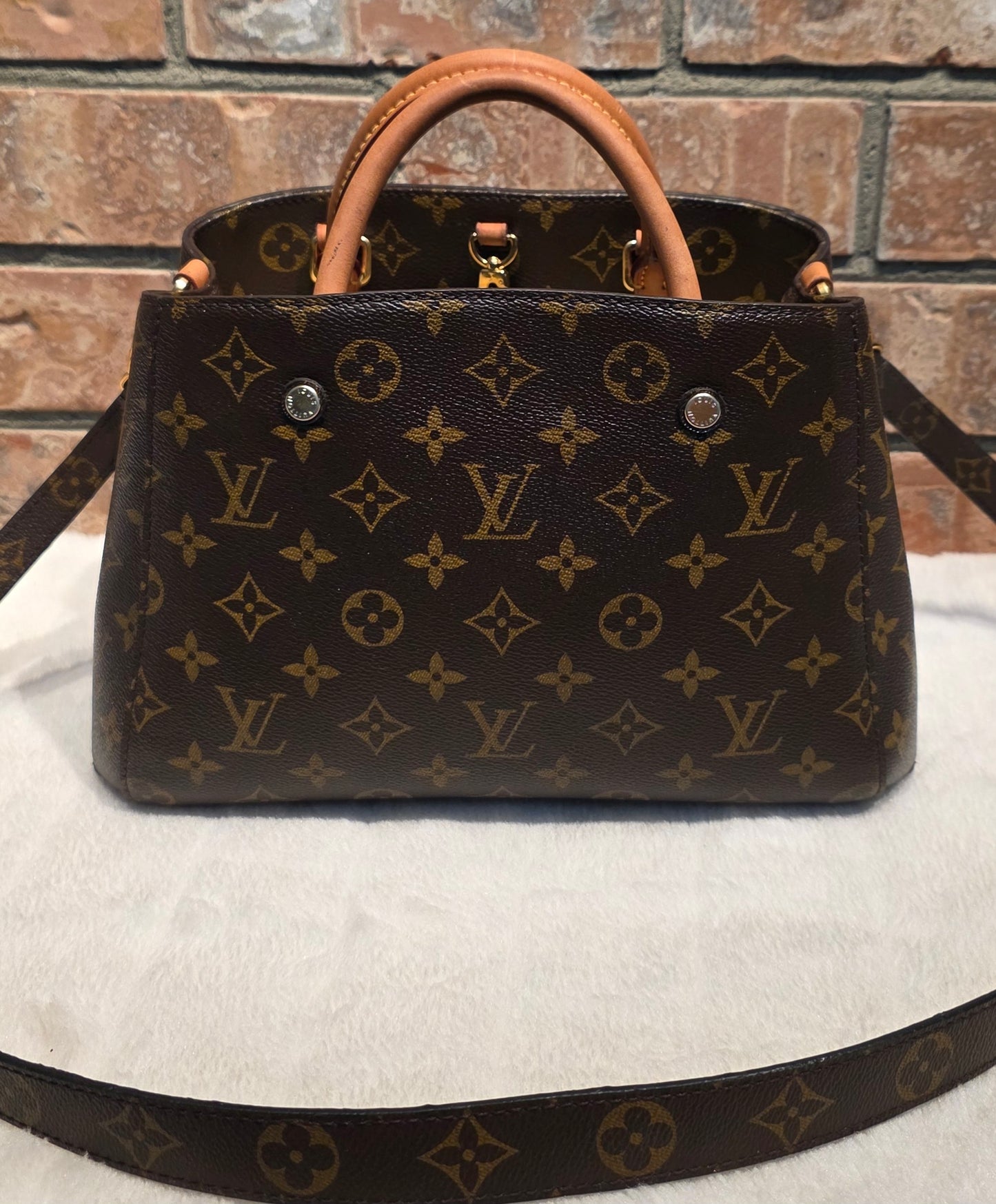 Authentic Louis Vuitton Montaigne BB Monogram