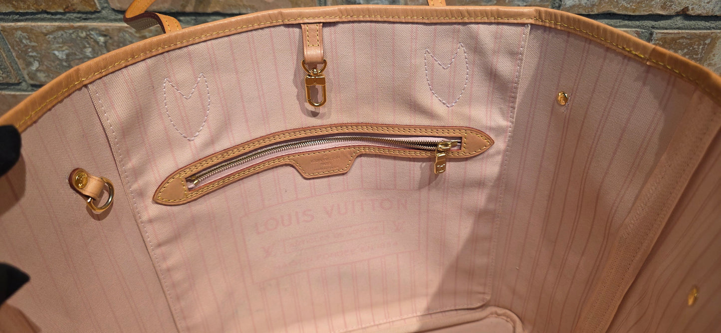 Authentic Louis Vuitton Neverfull MM Damier Azur (Bag Only)